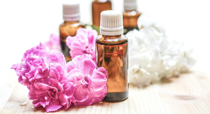 essential oil flea repellent for humans