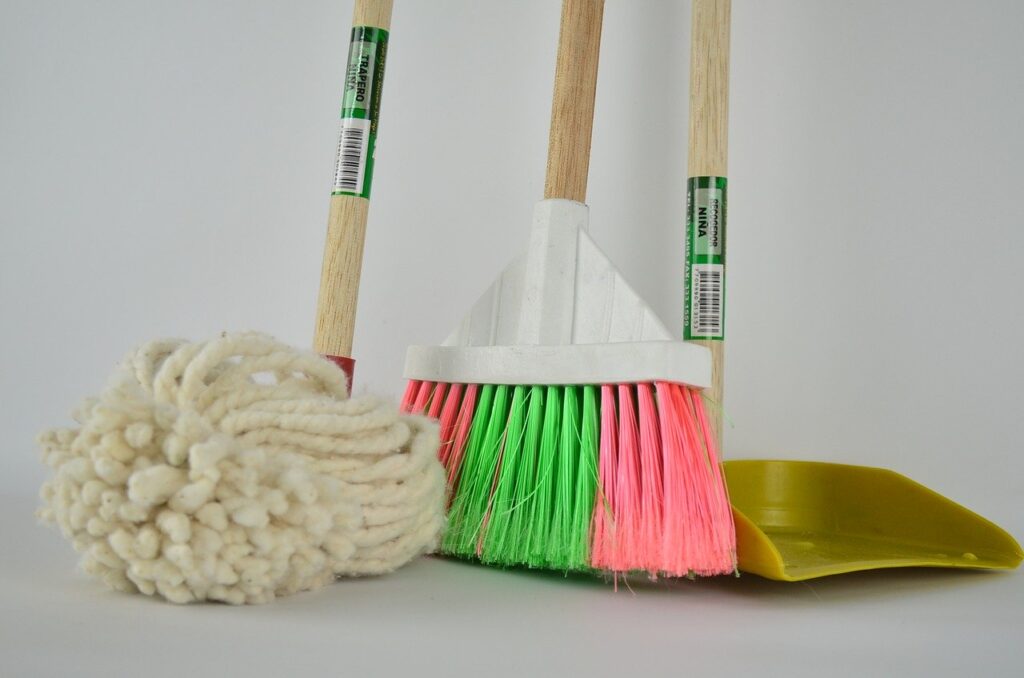 How To Clean Up After Mice In Kitchen Step By Step Guide   Broom 1837434 1280 1024x678 